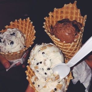 Meet your Posher, Olivia